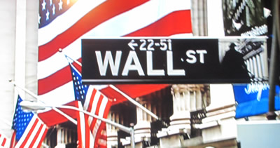 Wall Street is screaming: BUY, BUY, BUY foreign stocks!